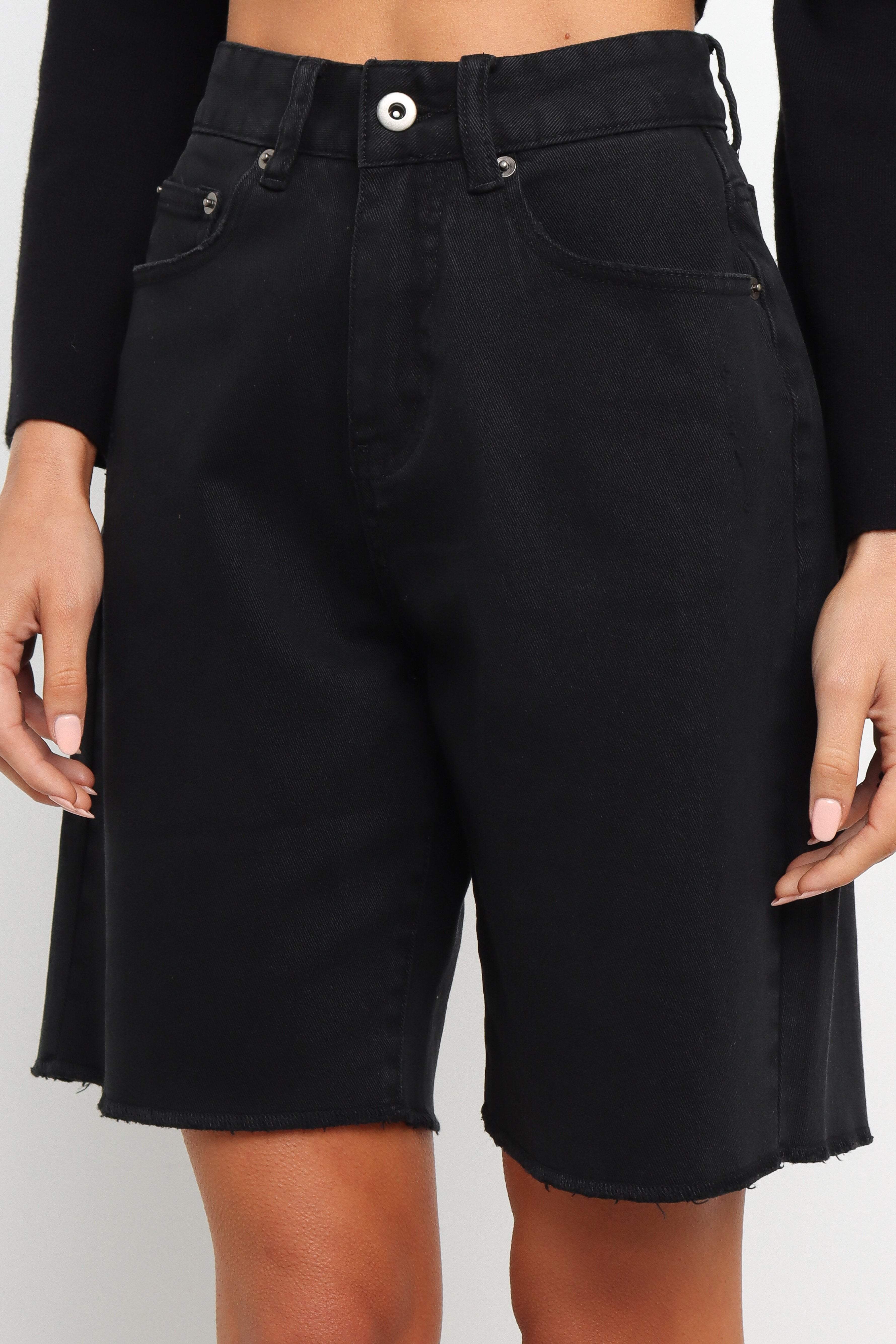 Janara Shorts - Black