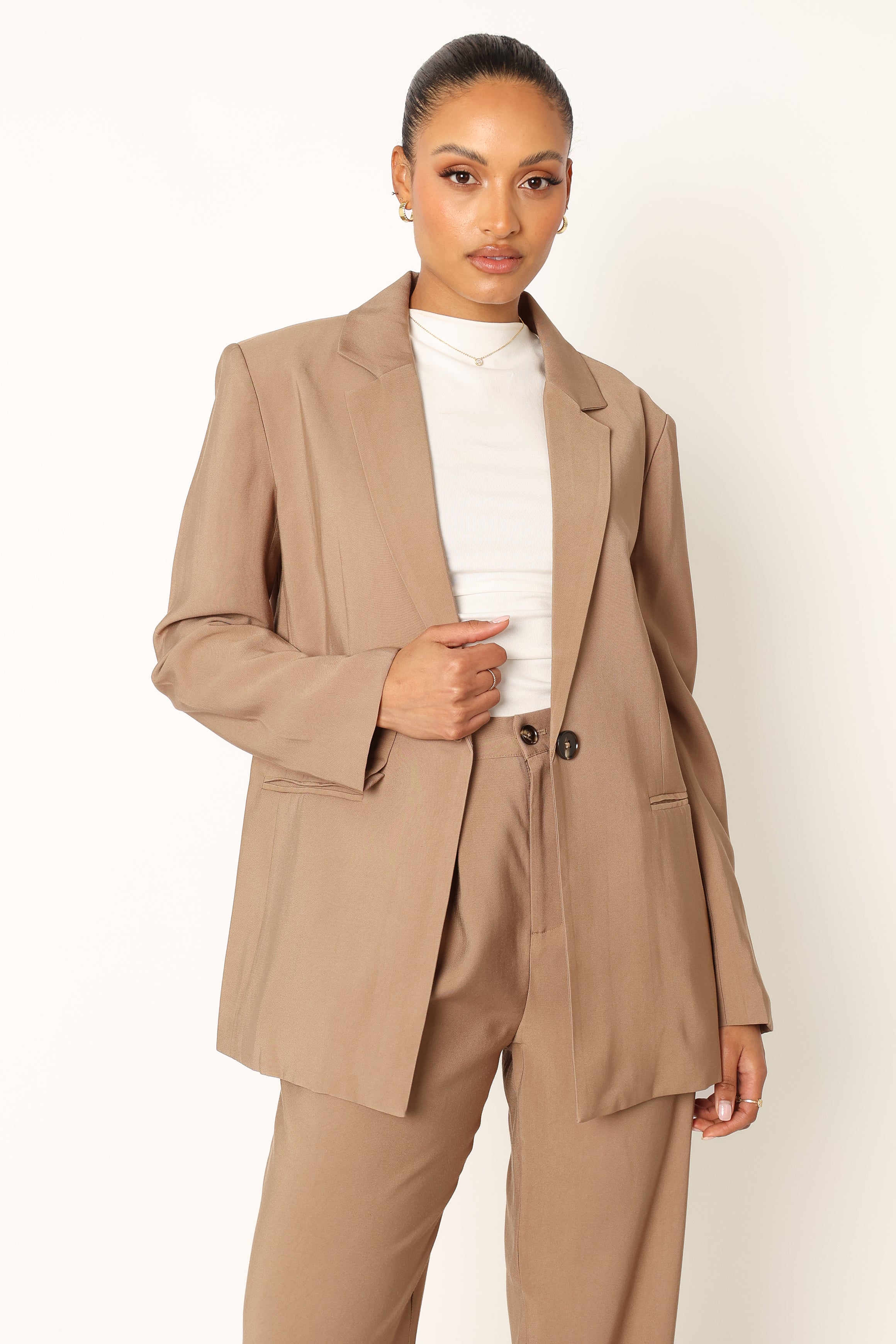 Noelle Oversized Blazer - Light Brown