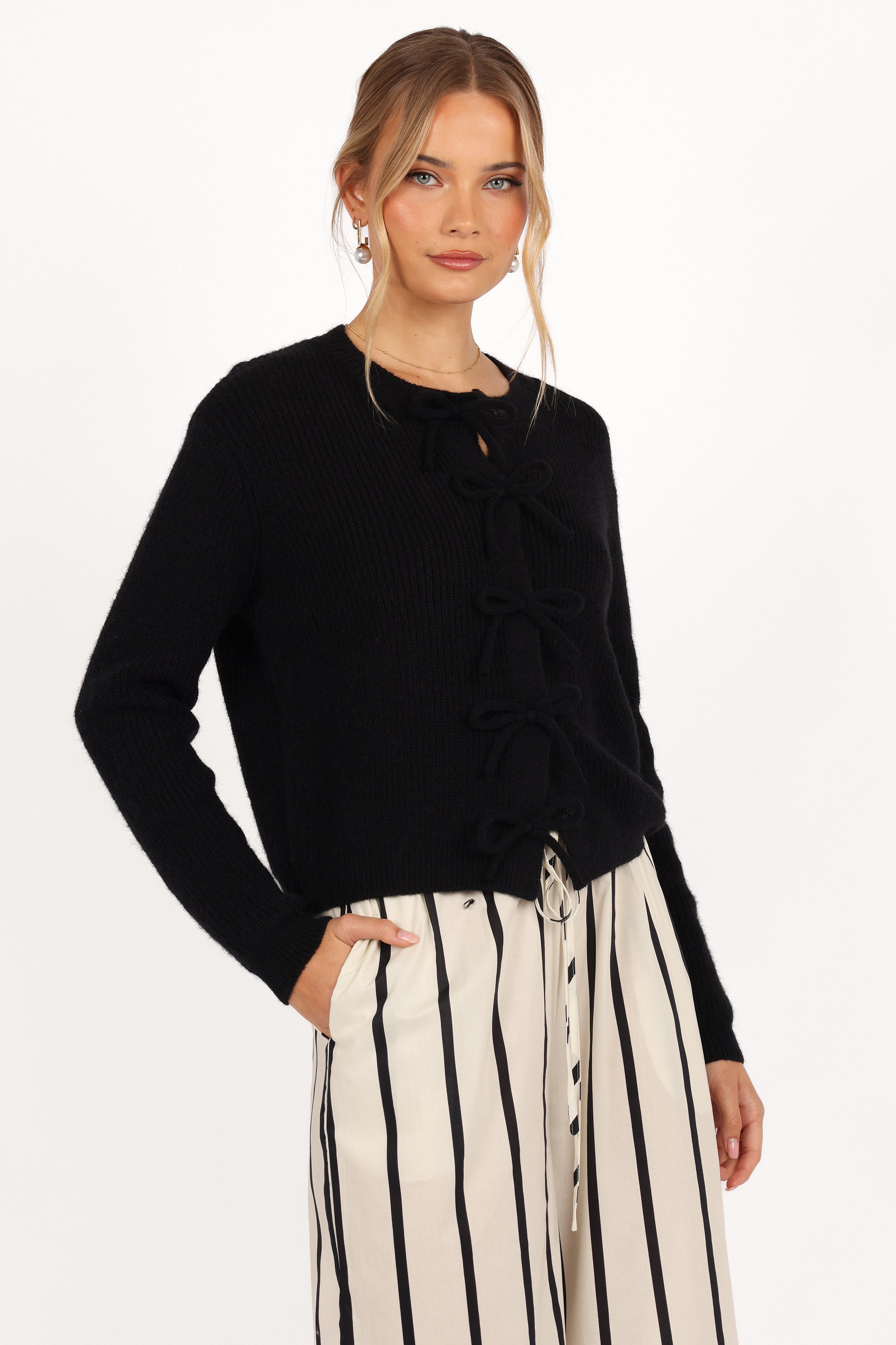 Wilde Bow Front Cardigan - Black