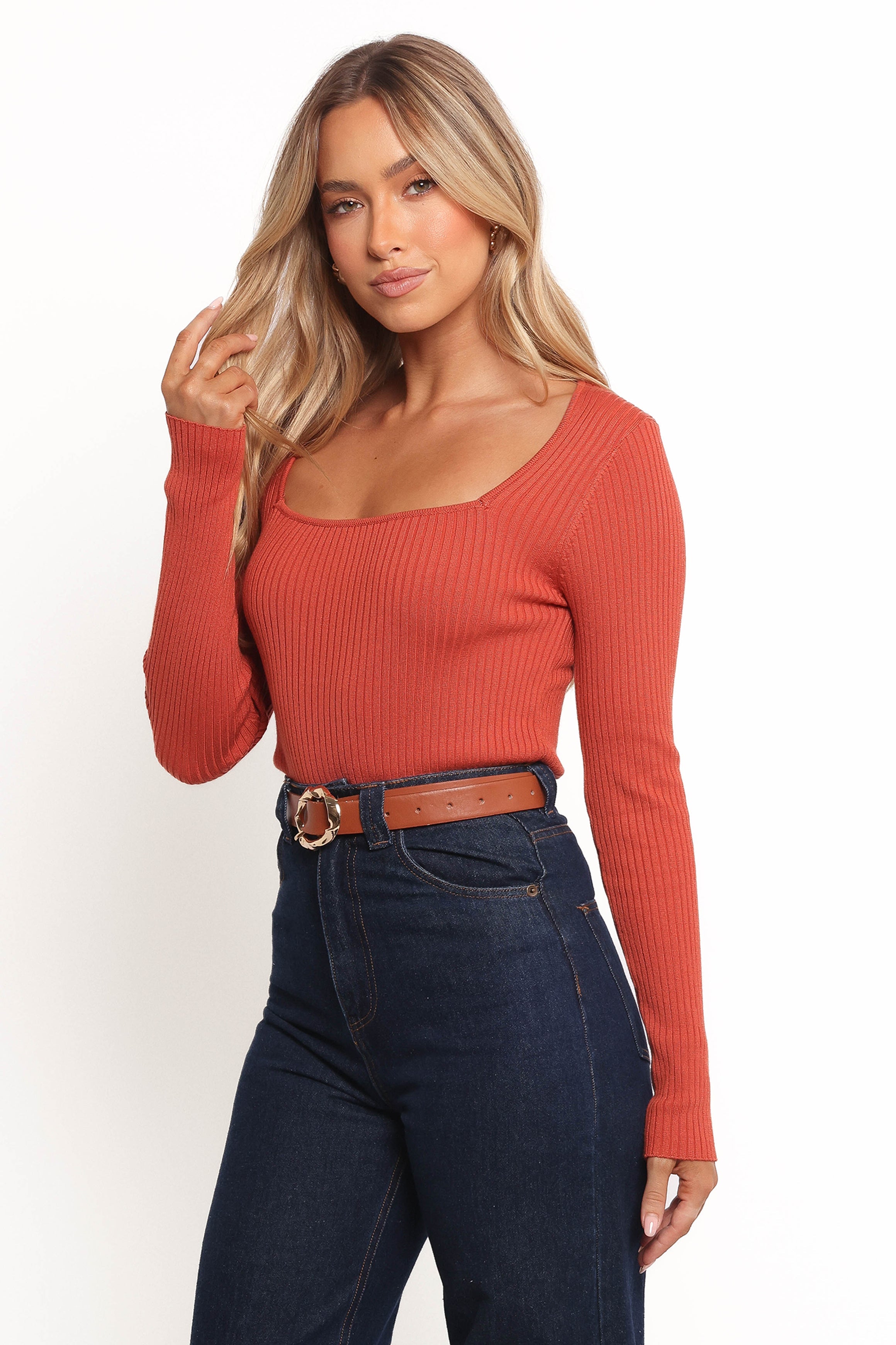 Shani Ribbed Knit Top - Brick Red