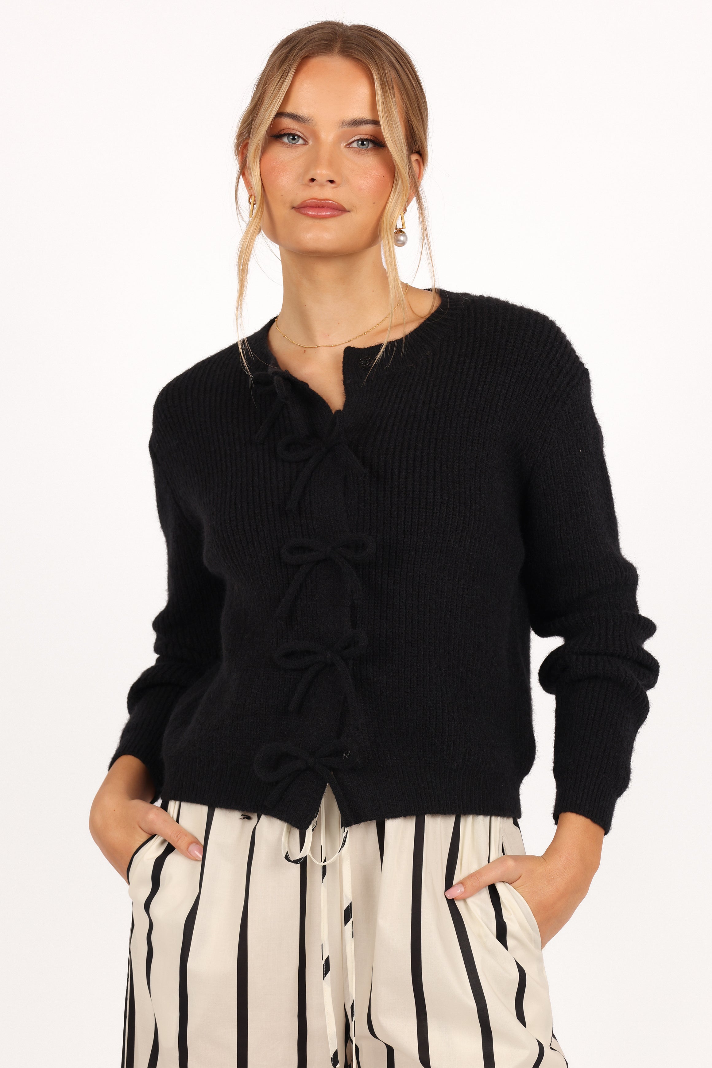 Wilde Bow Front Cardigan - Black