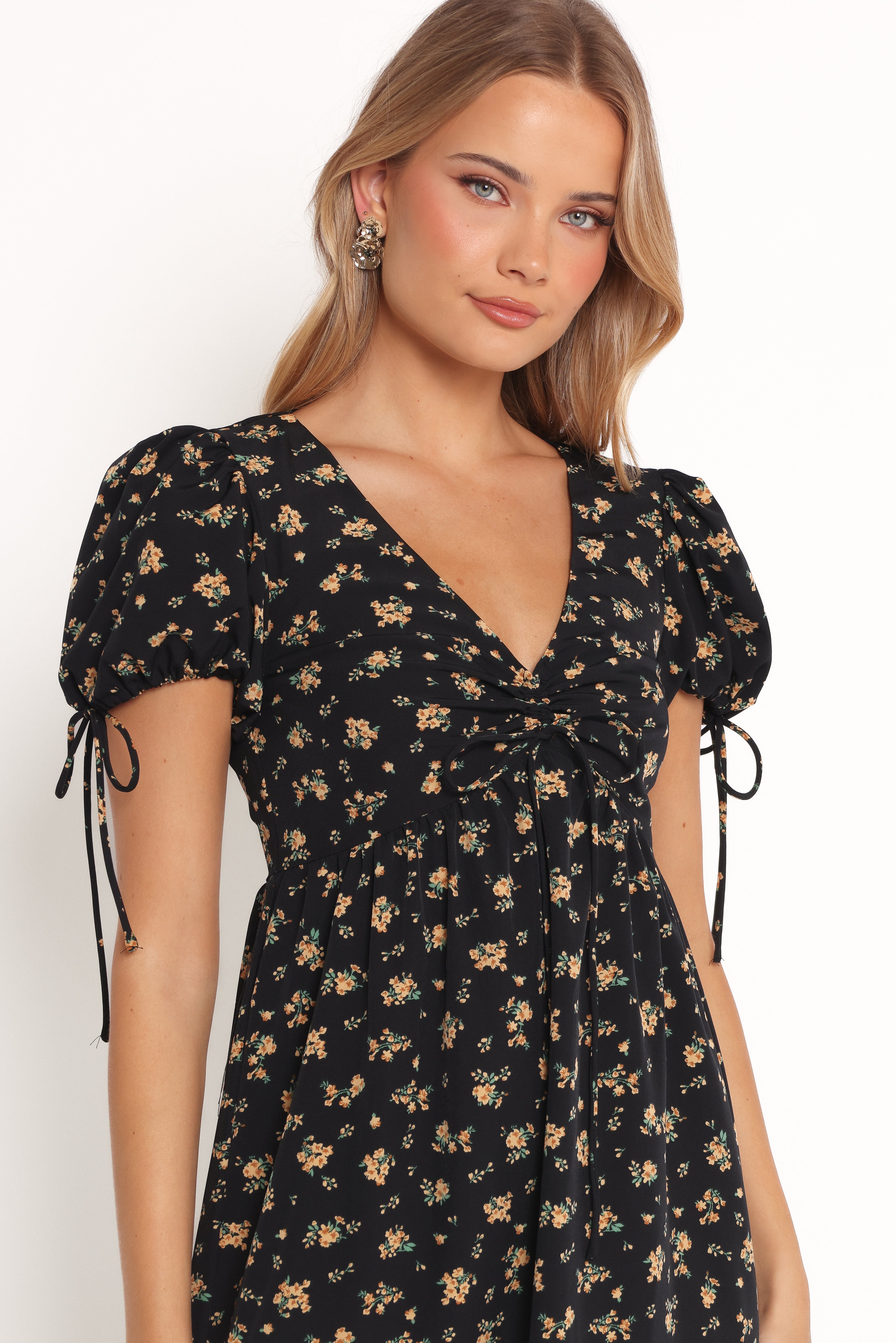 Zina Maxi Dress - Black Floral