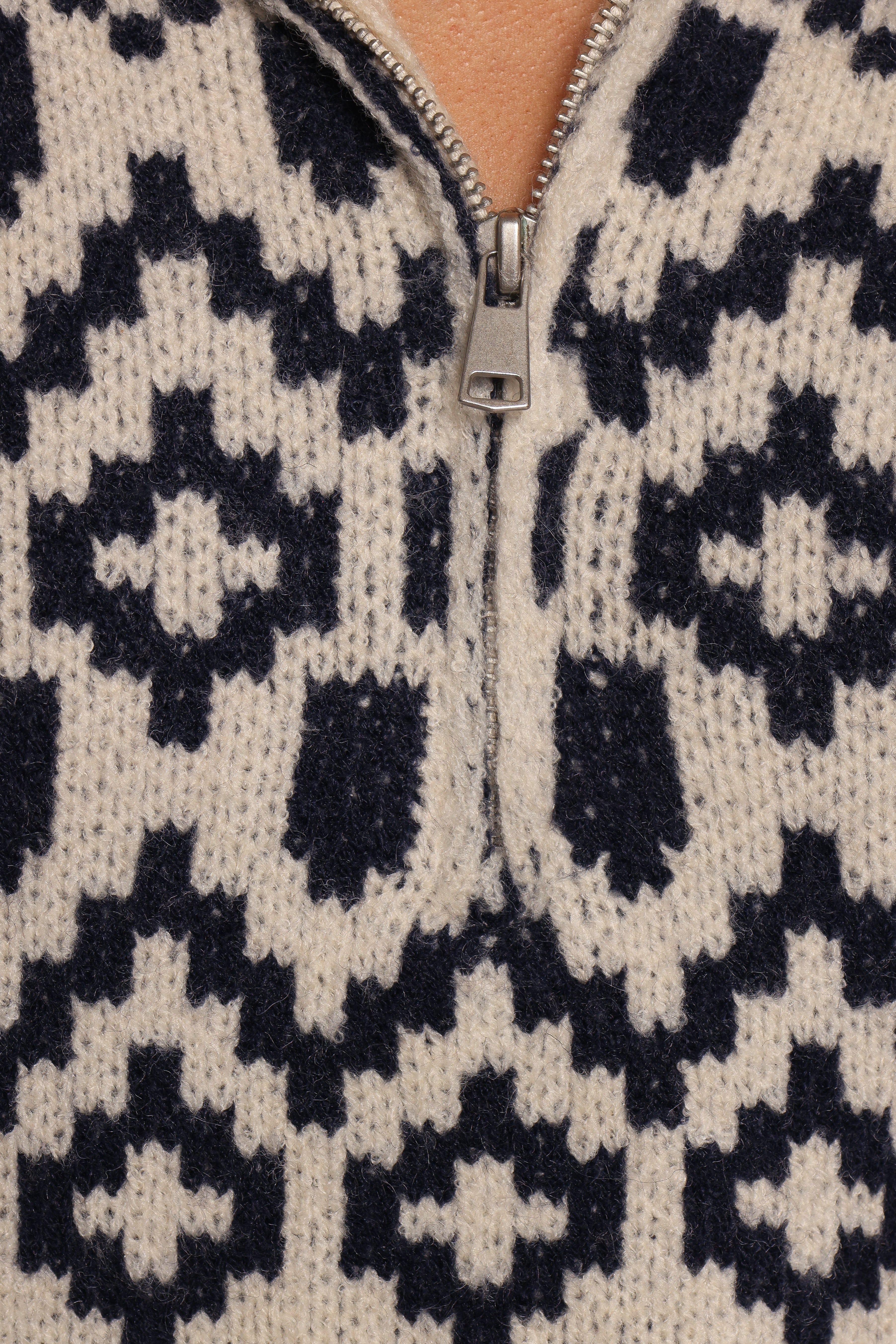 Jethro Quarter Zip Fairisle Knit Sweater - Cream/Navy