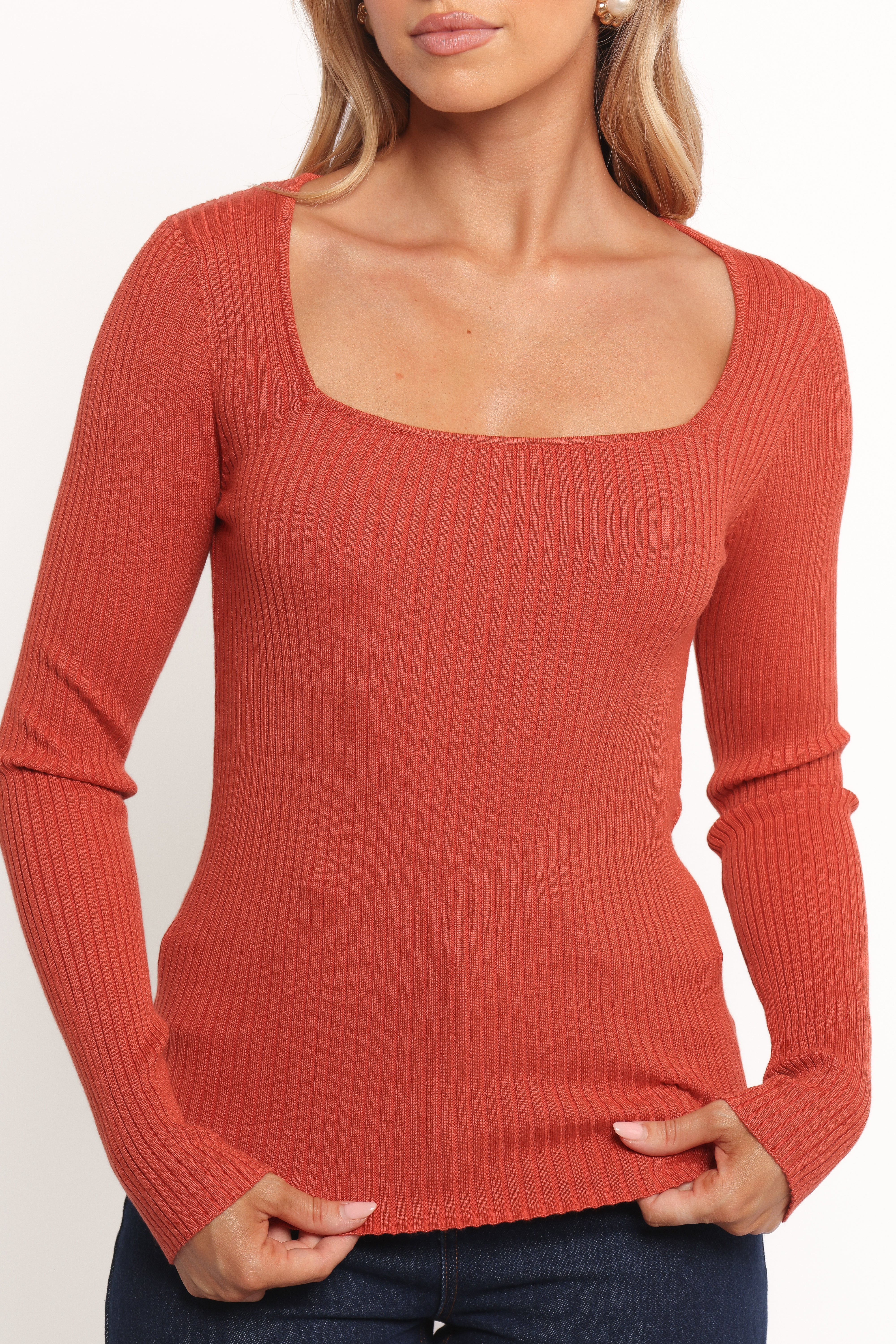 Shani Ribbed Knit Top - Brick Red