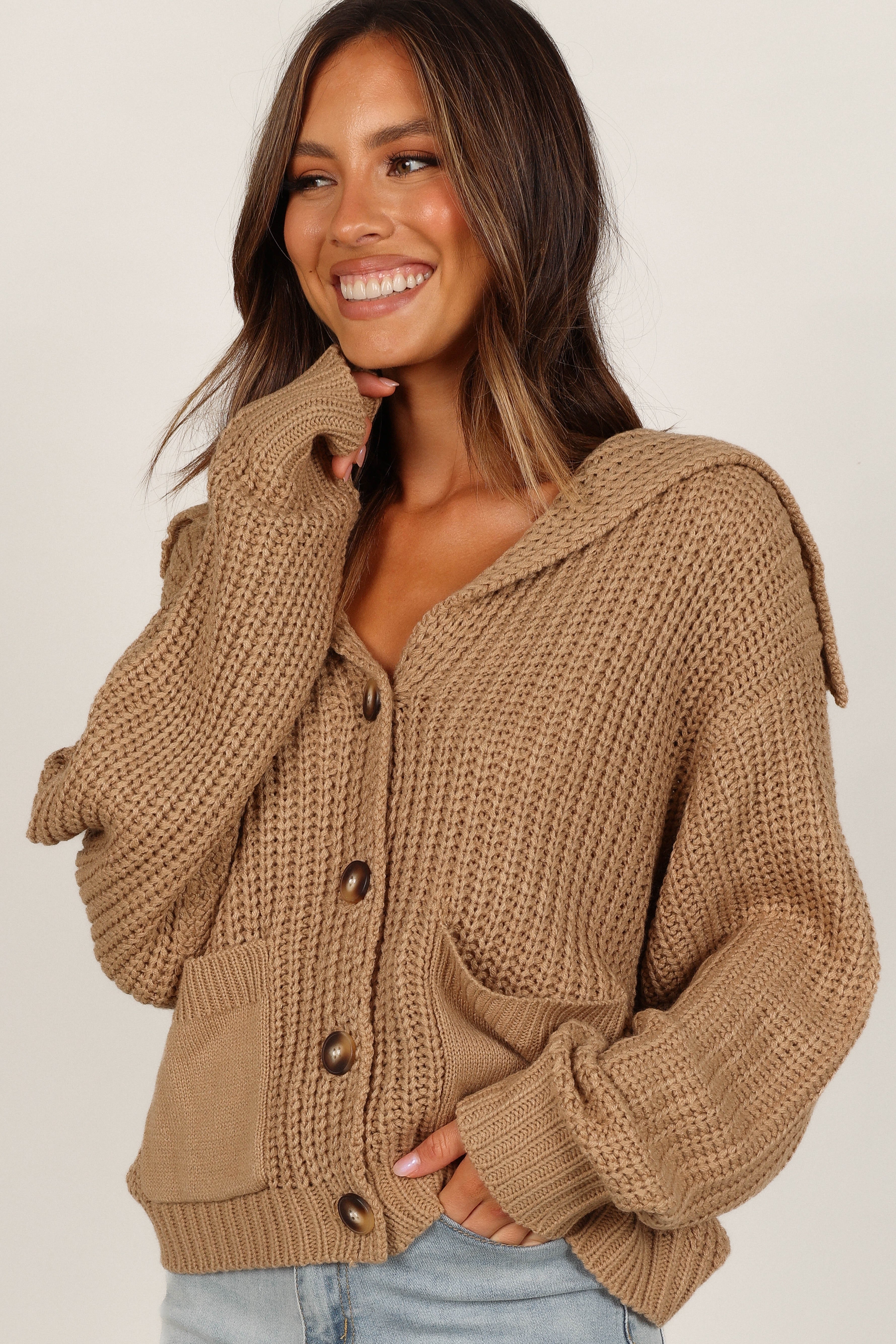 Amelia Oversize Collar Button Cardigan - Camel