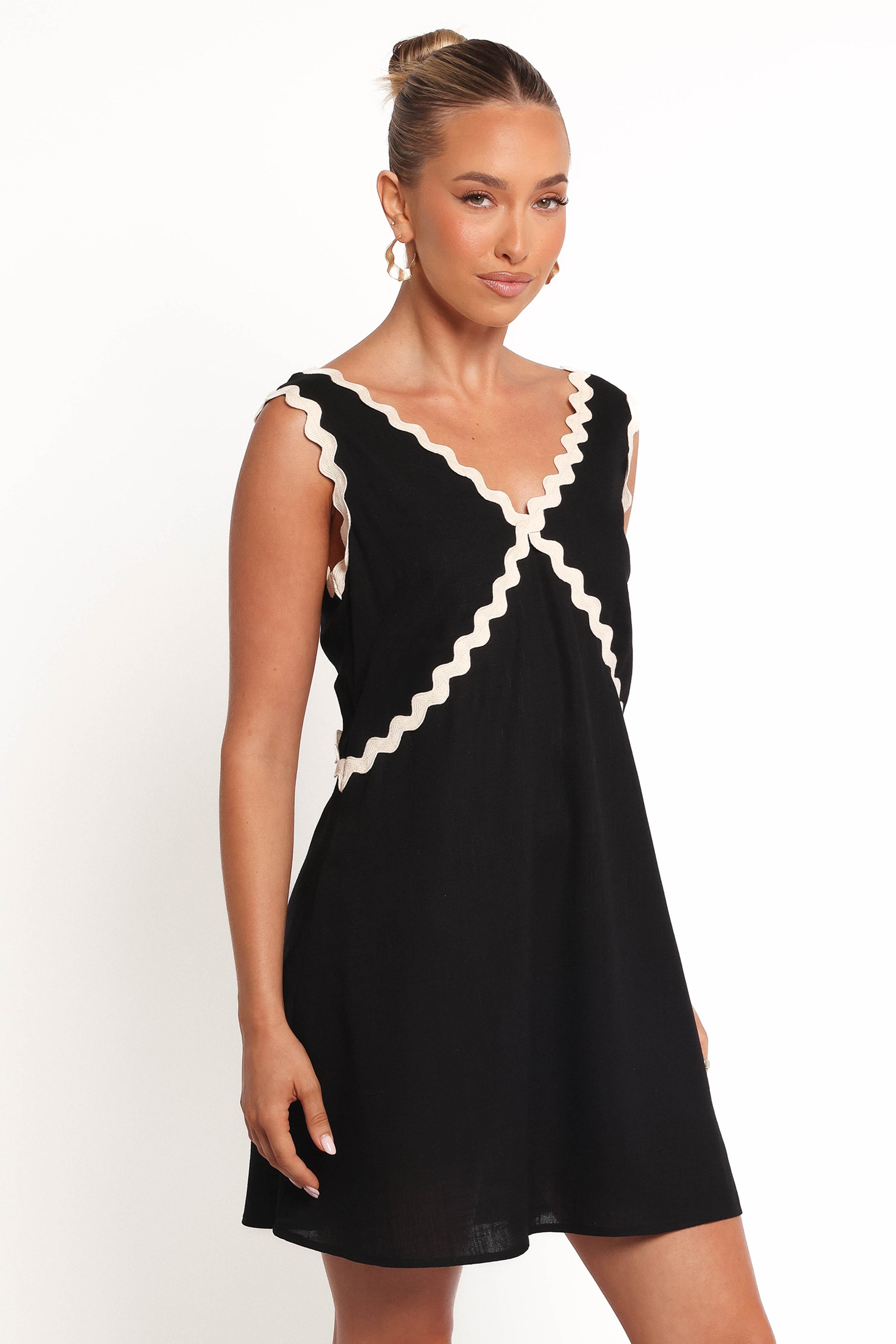 Lark Mini Dress - Black