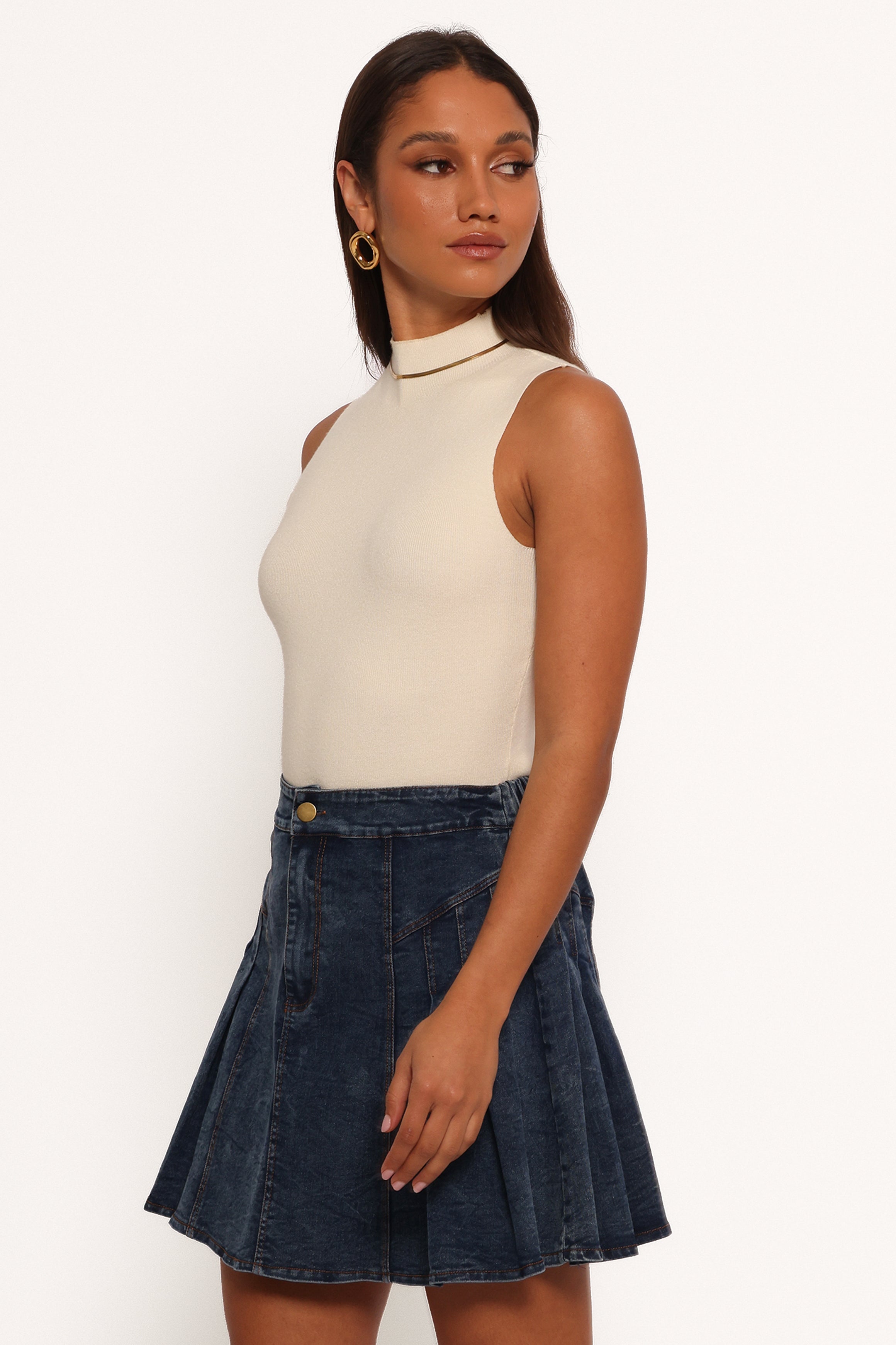 Alek Pleated Mini Skirt - Mid Wash Denim