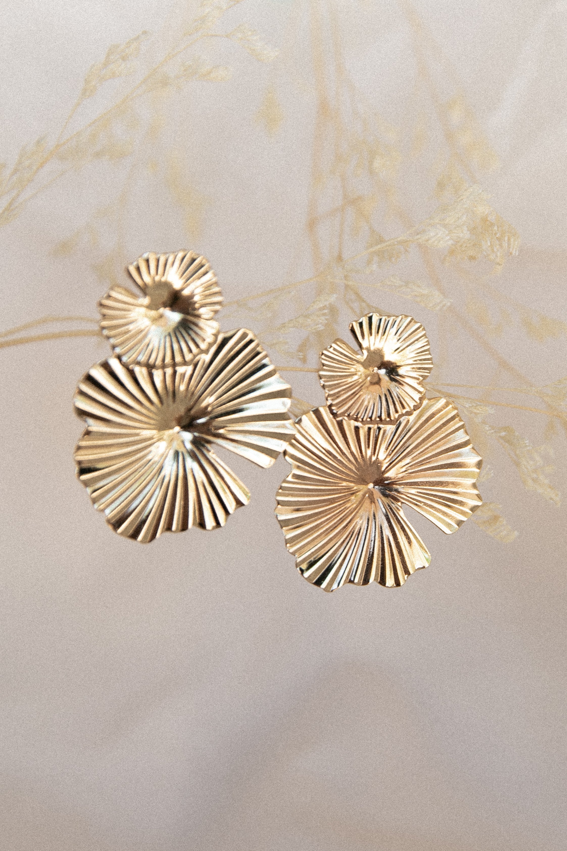 Delia Earrings - Gold