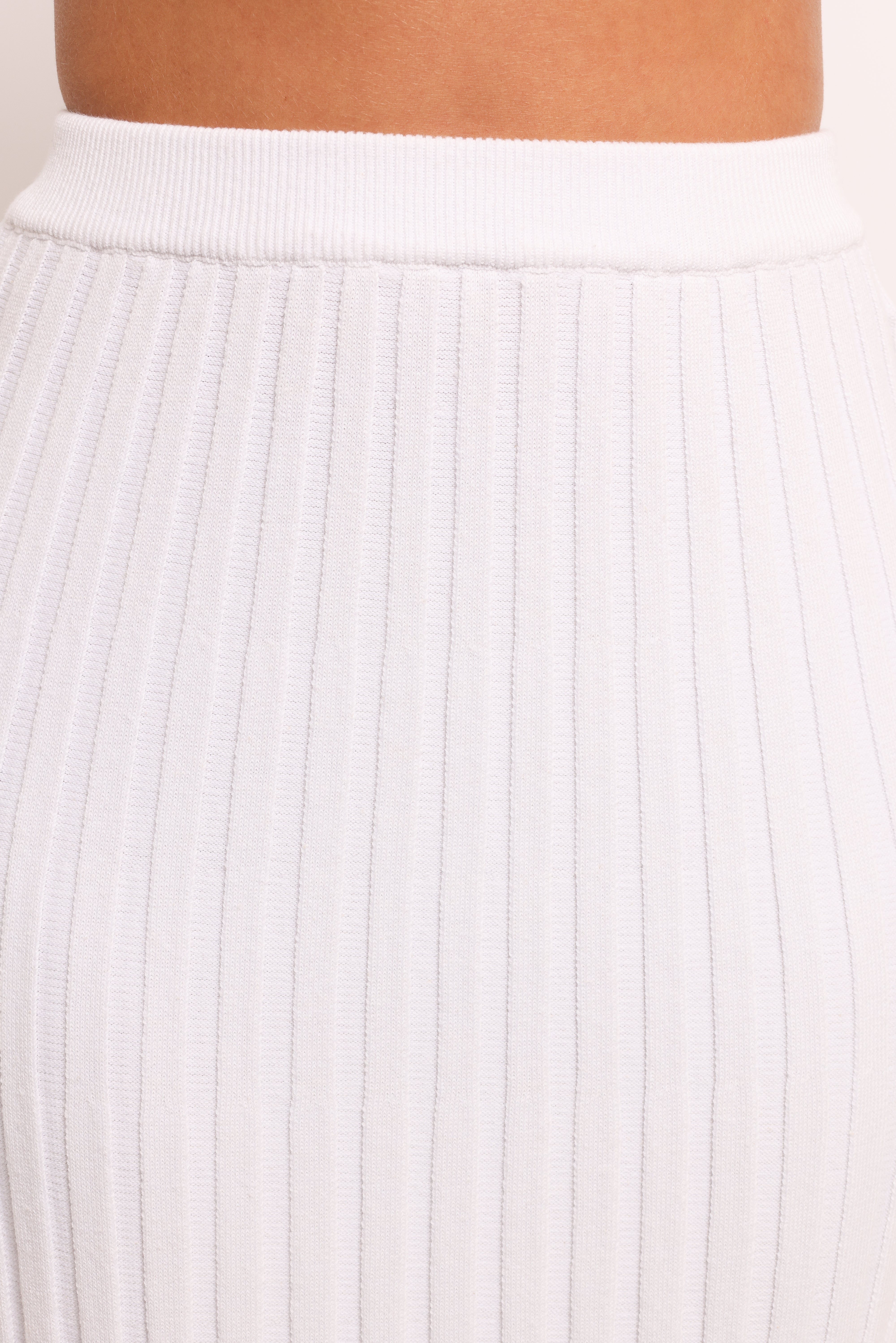 Kya Ribbed Knit Maxi Skirt - White