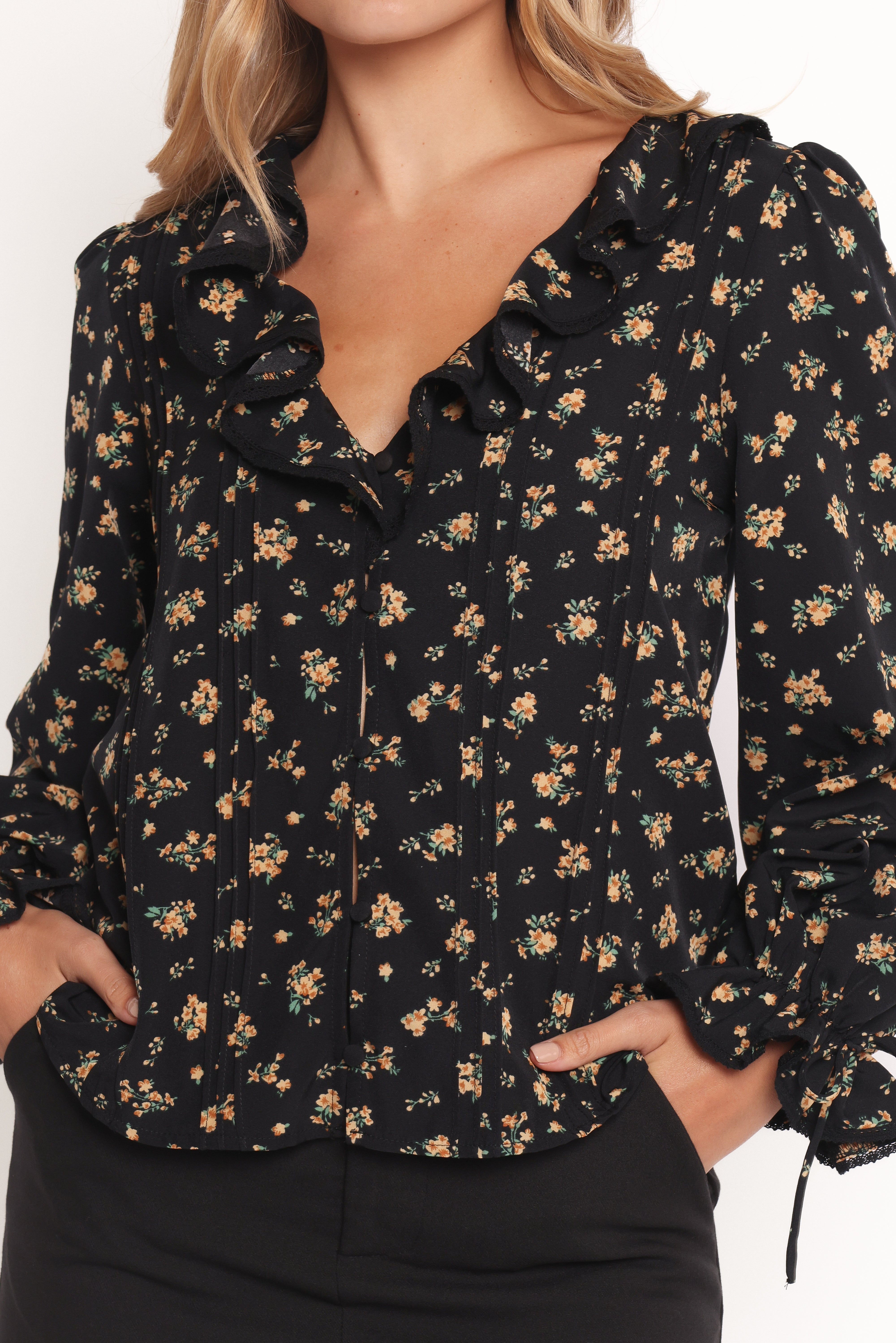 Polli Top - Black Floral