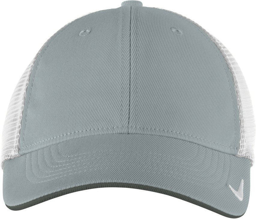 Nike Stretch-to-Fit Mesh Back Cap