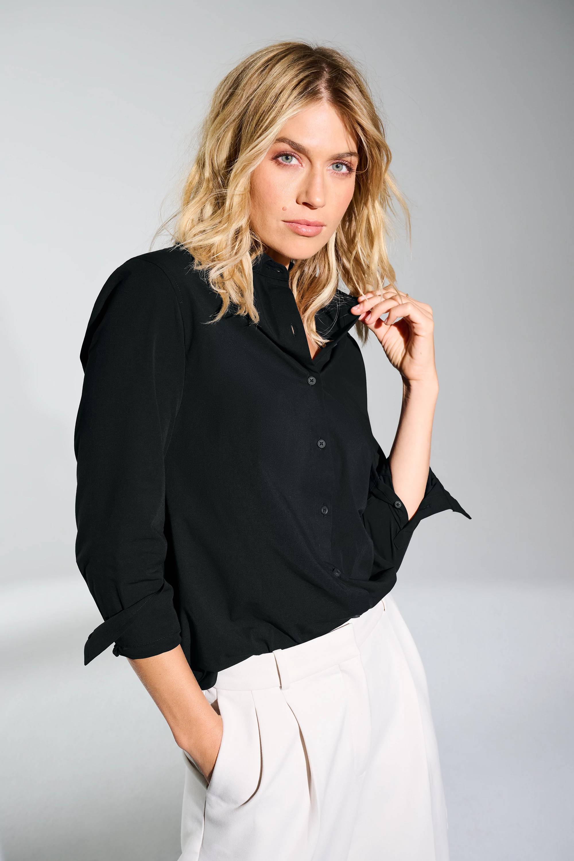 Mercer+Mettle Ladies Long Sleeve Stretch Woven Shirt